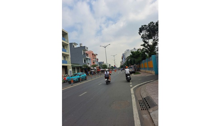 BÁN NHÀ MẶT TIỀN KINH DOANH SẦM UẤT TẠ QUANG BỬU, 84M2, VỪA Ở VỪA CHO THUÊ, CHỈ 9,4 TỶ